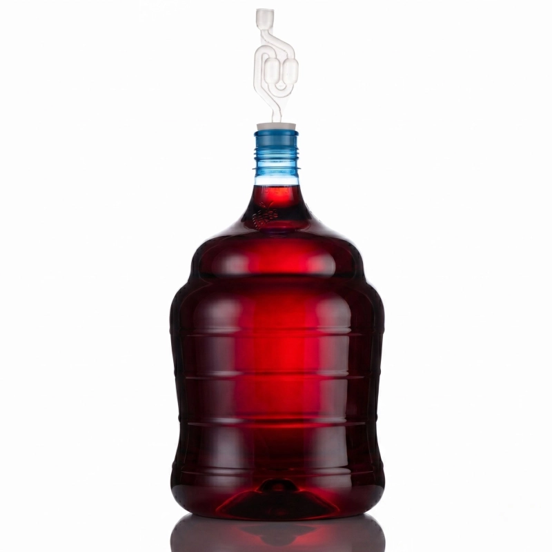 Balon fermentacyjny PET 15 litrów w kolorze bordowym z korkiem gumowym i rurką fermentacyjną