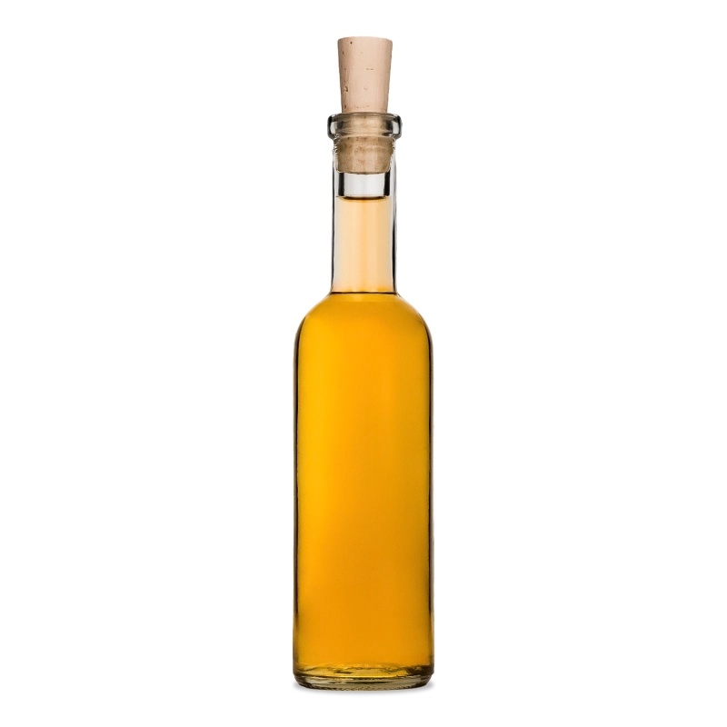 Smukła flaszka szklana Futura 100 ml z korkiem, wypełniona bursztynową nalewką lub oliwą, widok frontalny
